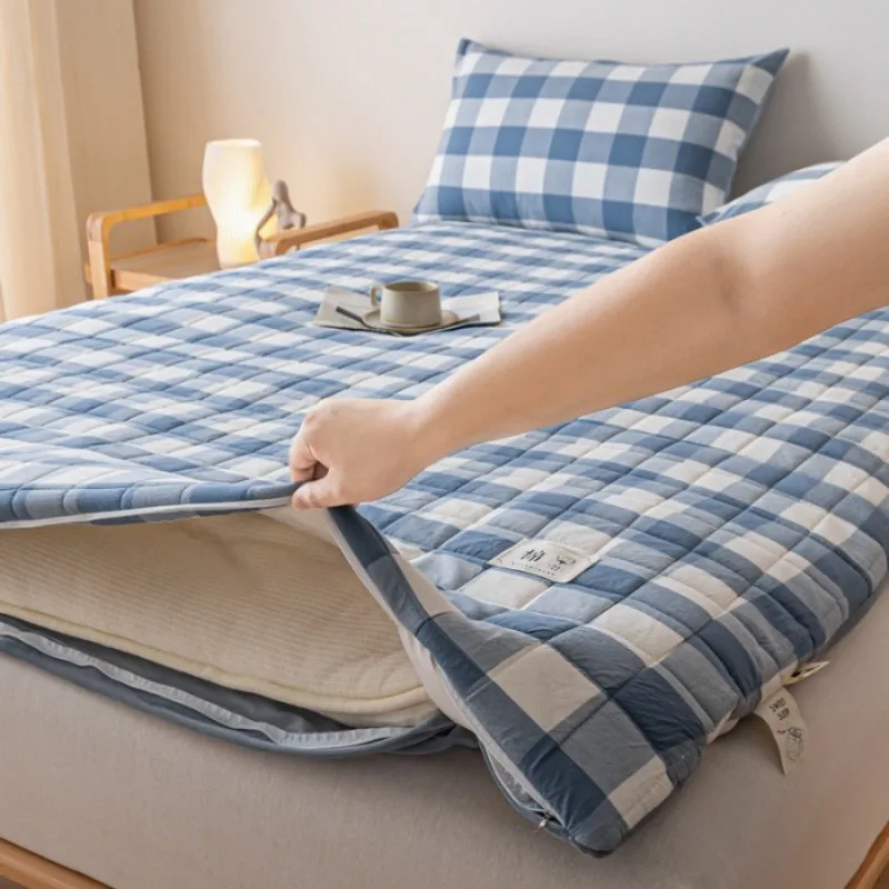 

Съемный и моющийся осенне-зимний двухсторонний хлопковый матрас, подушка для студенческого общежития, складной матрас из молочного бархата