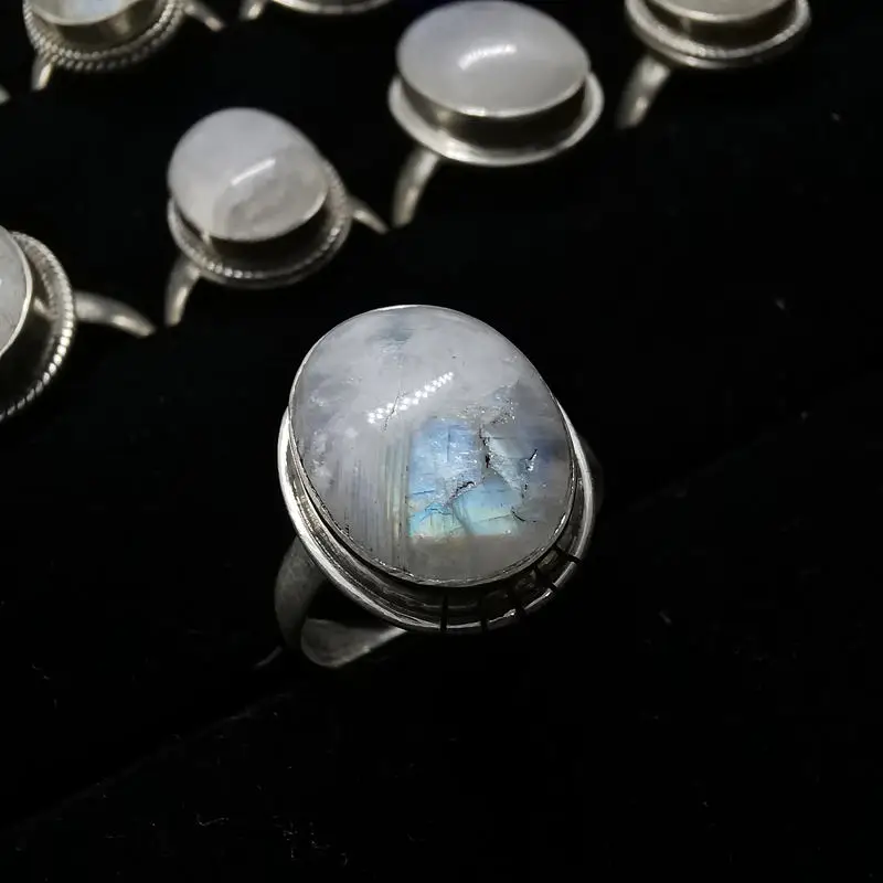 

Nepal 925 Sterling Silver Inlaid Natural Moonstone Flower Rings for Girls Nepal Vintage Jewelry T9089