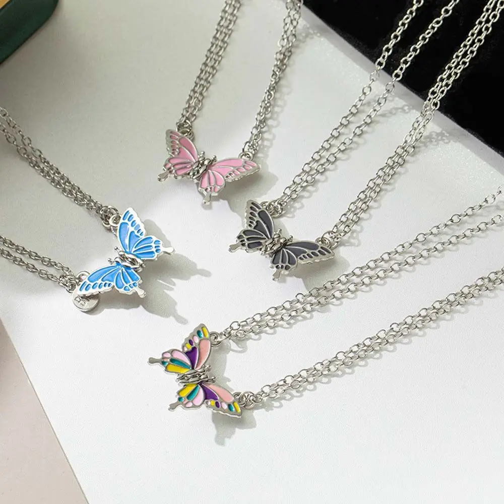 

2Pcs Fashion Butterfly Magnetic Couple Necklaces Metal Pendant Clavicle Chain Choker For Women BFF Necklace Jewelry Lover's Gift