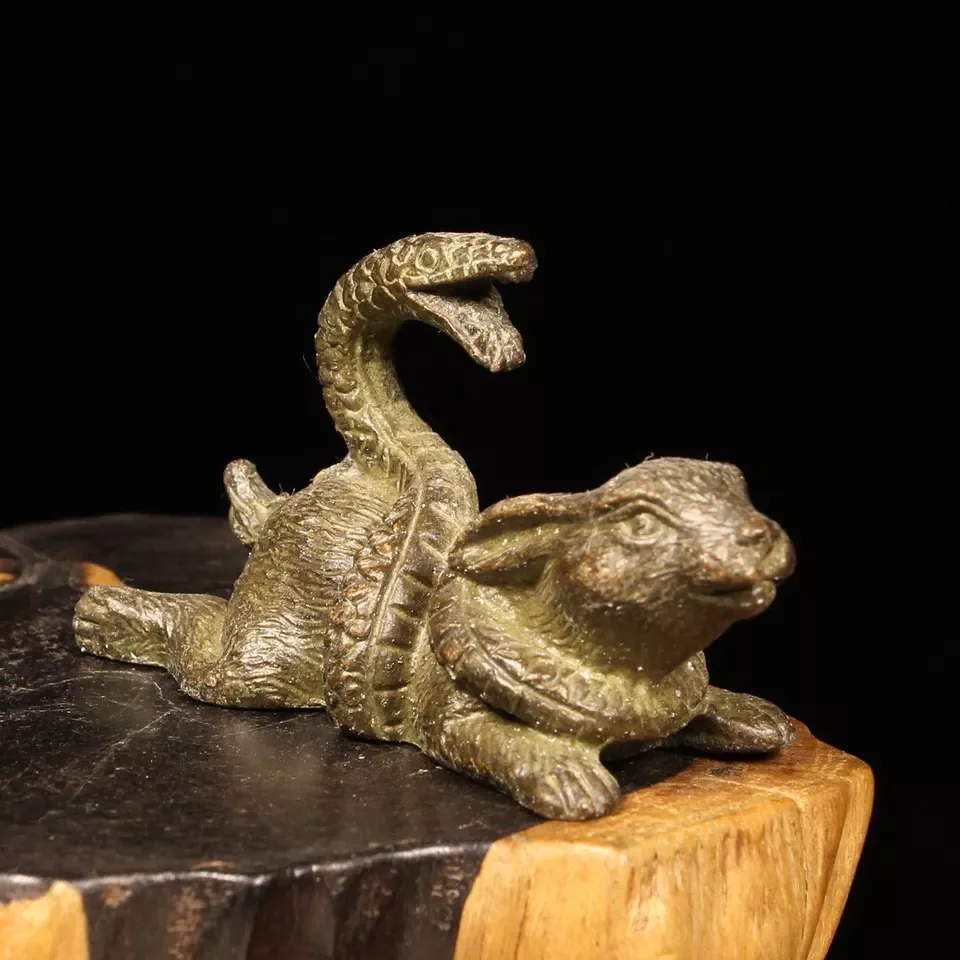 Статуэтка китайская бронзовая змея и кролик