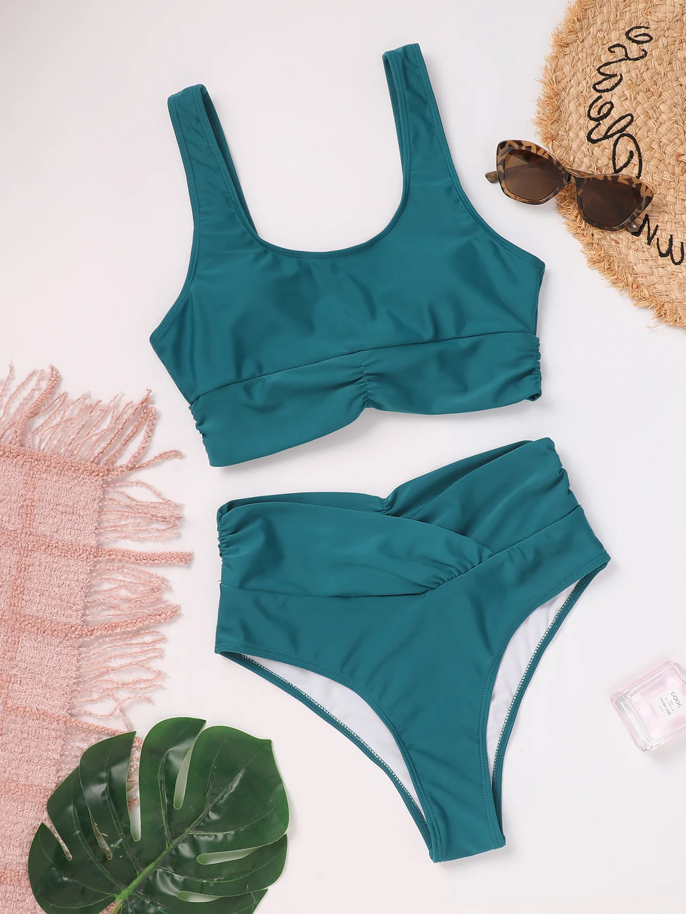 Рисунок 5 - Комплект бикини с высокой талией Nighpha