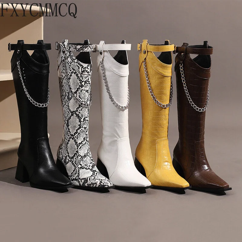 FXYCMMCQ 2022 Autumn/winter New Square Toe Thick Heel Fashion Short Boots Fashion Metal Decoration All-match Women's Boots 8005