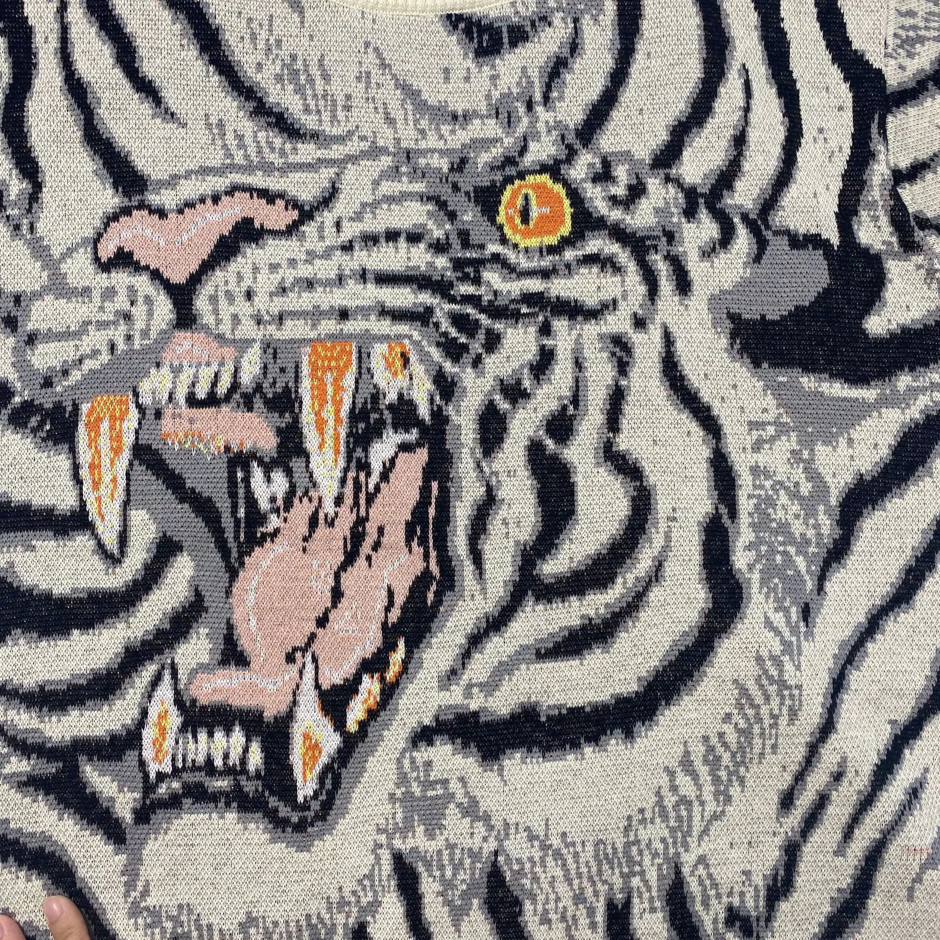 Men's Original Street Personality Jacquard Tiger Totem Round Neck Japanese Vintage Knitting Long-Sleeved Pullover Sweater