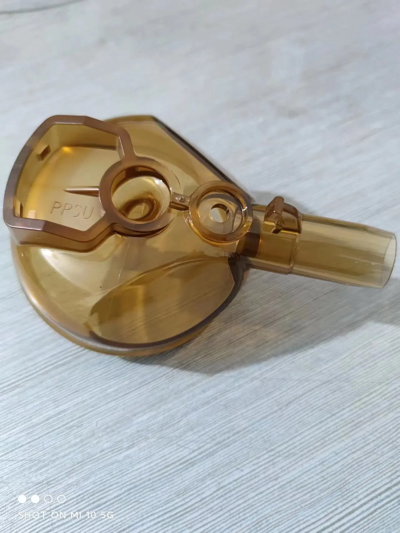 Прозрачная нижняя крышка для коллекторов эмульсии GEA C300 с четырьмя когтями из