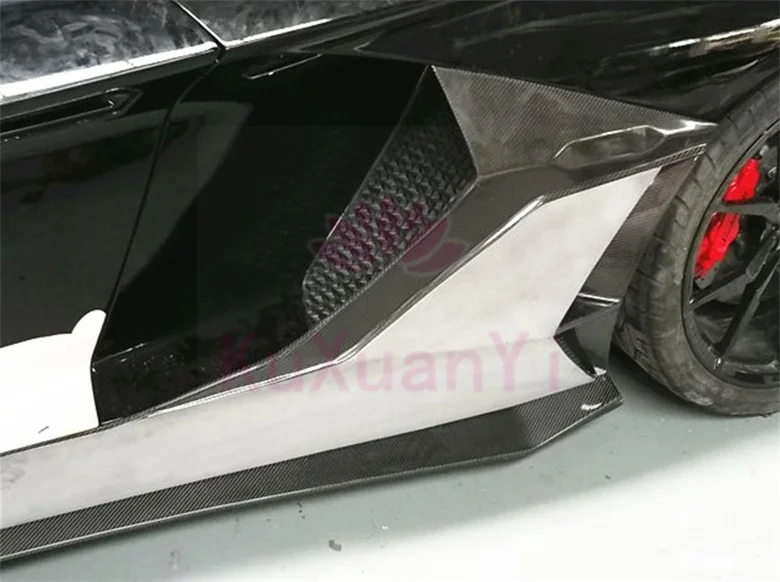Фото Для Lamborghini Aventador LP700 LP720: комплект обвеса SVJ из полукарбона, боковые юбки, передний и задний бамперы, спойлеры. №5