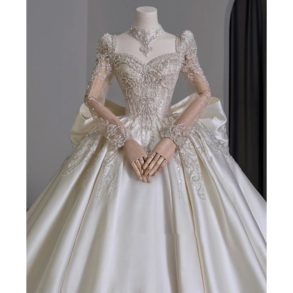 

Exquisite Wedding Dresses Bow Sweep Train Long Sleeve Satin Sequins Crystal Princess Square Collar Vintage Bridal Gowns High-end