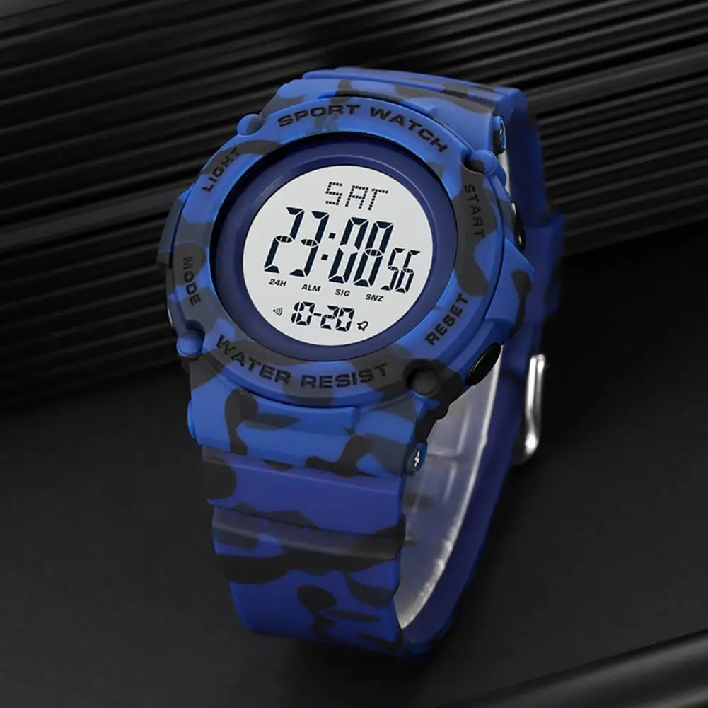 

Lightweight Stylish Waterproof Luminous Quartz Wristwatch Stopwatch Sport Watch Outdoor Sport for Swim