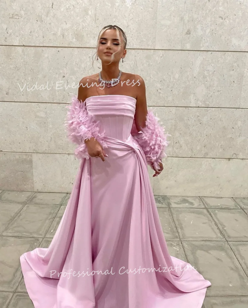 Женское вечернее платье до пола Vindal черное из крепа без рукавов бретелек с