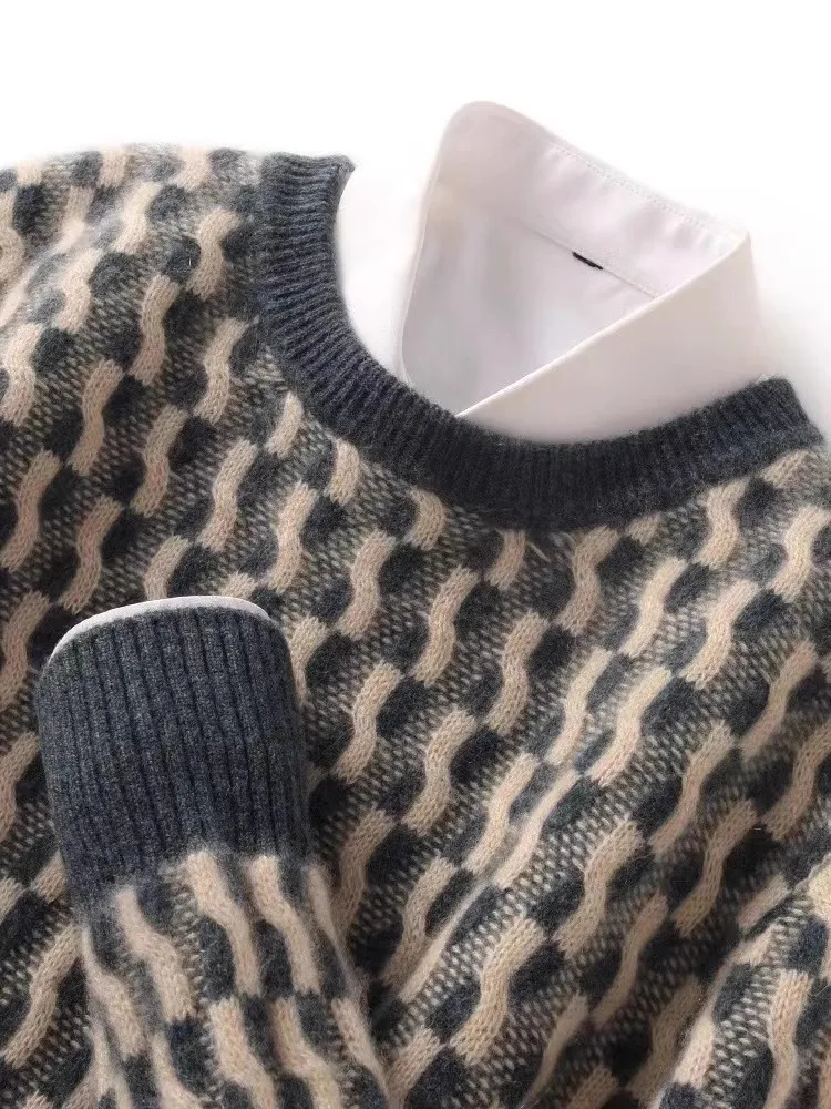 Свитер мужской из чистой шерсти с круглым вырезом на осень/зиму