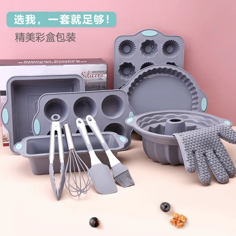 

Silicone baking mold set of 11 pieces, wrapped steel multifunctional cake baking tray, oil brush, scraper set of 11 pieces