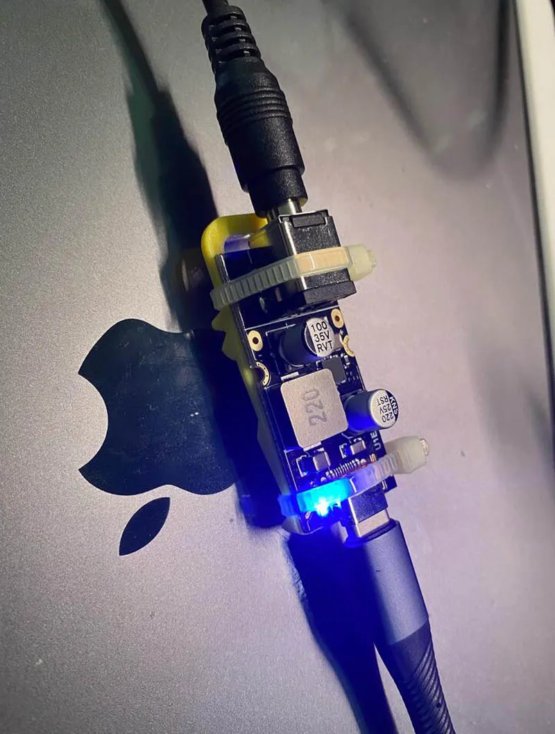 Преобразовательное зарядное устройство PD3.0 PPS QC 3.0 SCP