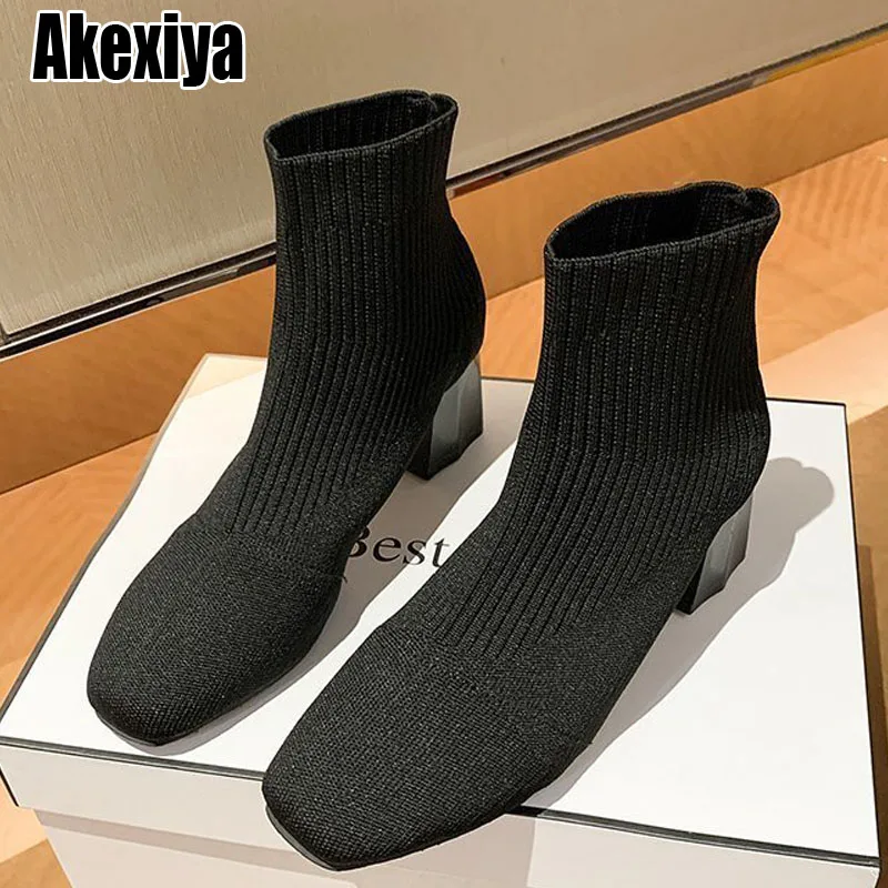 

2022 Autumn Winter Knitted Stretch Fabric Socks Women Boots Low heel Short Boots Gray square Toe Women Ankle Boots BC4842
