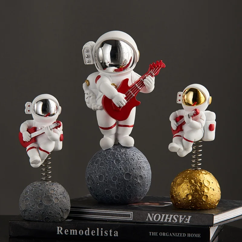 

Creative Resin Astronaut Mini Spaceman Statue Miniature Model Room Living Decoration Accessories Desktop Wine Cabinet Ornaments