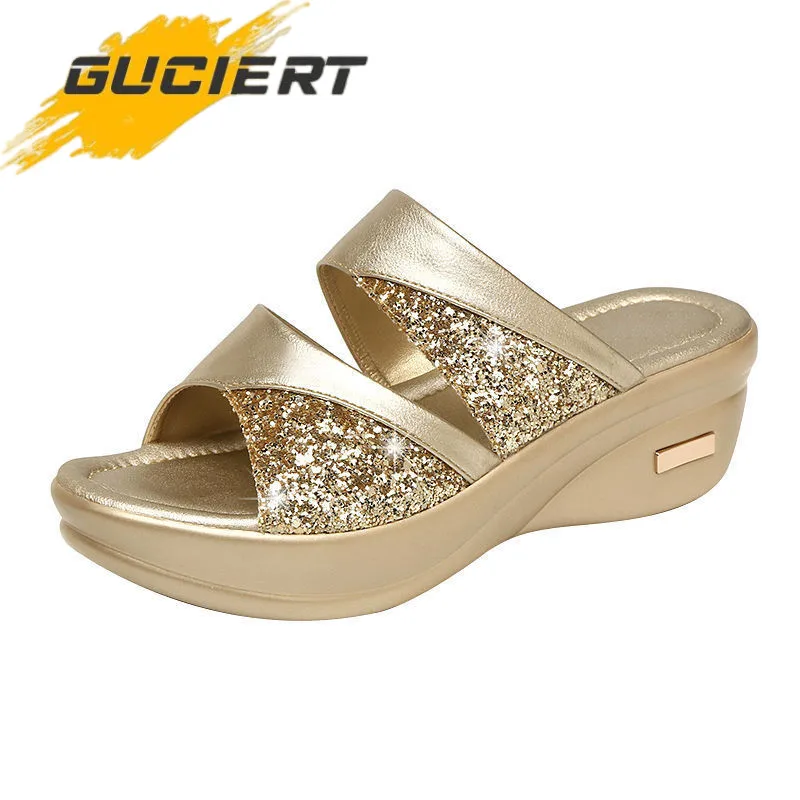 

Шлепанцы женские на платформе и танкетке, универсальные сандалии, пляжные тапочки, большие размеры, лето 2022