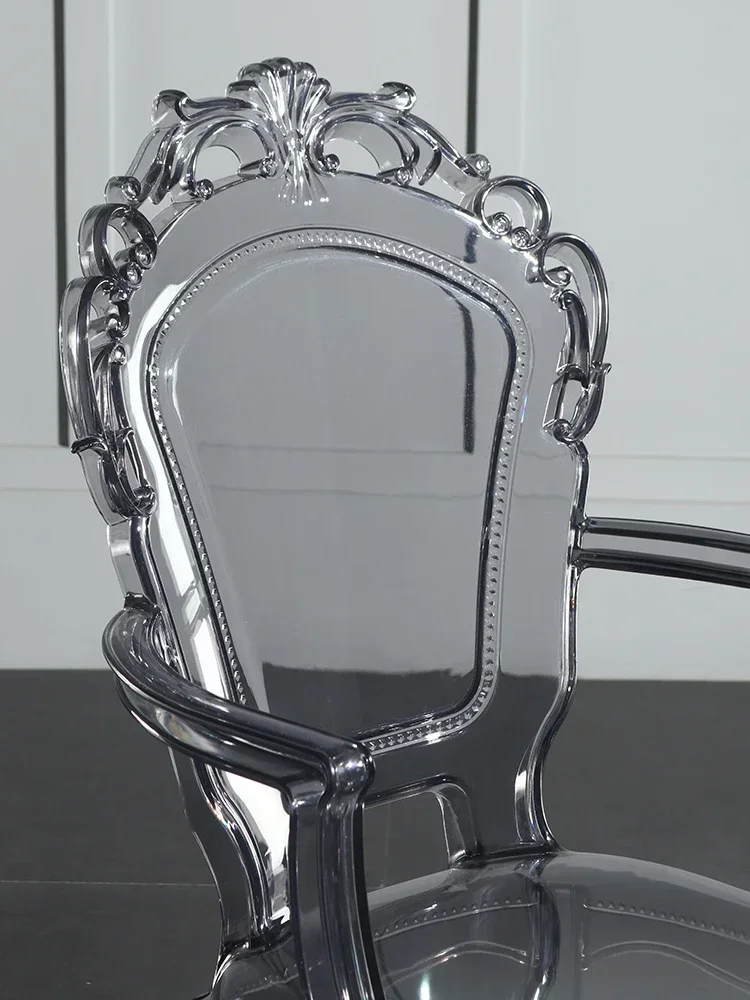 Обеденный стул со спинкой и подлокотником бытовой простой хрустальный