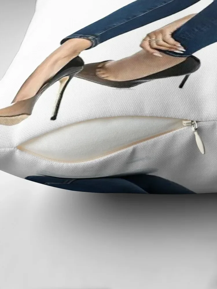 Декоративная подушка Zendaya