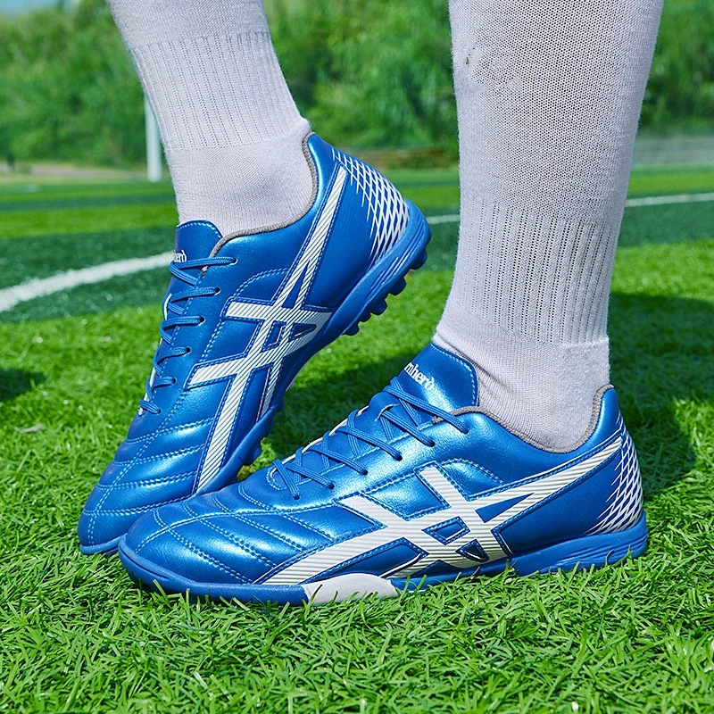 TF/FG Men Soccer Shoes Professional Luxury Football Boots Men Women Futsal Football Shoes Grass Training Soccer Cleats Sneakers