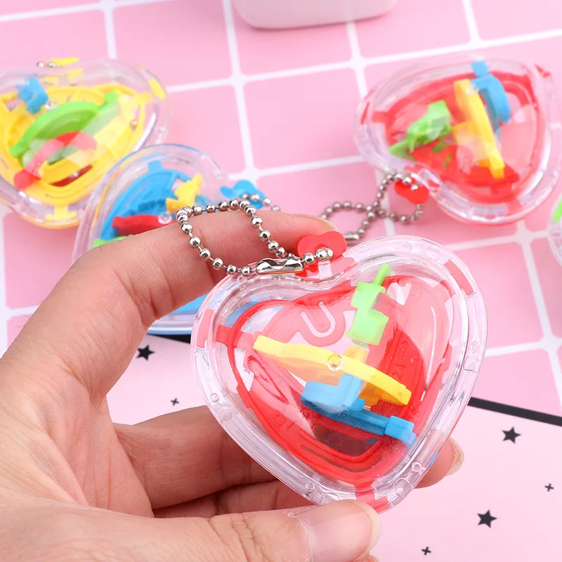 

3 Pcs 3D Love-Shaped Three-Dimensional Maze Ball Children's Palm Toy Party Favors For Kids Party Baby Shower Giveaway Small Gift