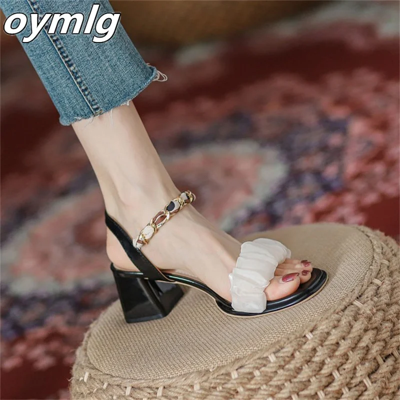 

High-heeled sandals women's summer 2022 new one-word chain thick-heeled shoes gentle bow middle-heeled fairy shoes