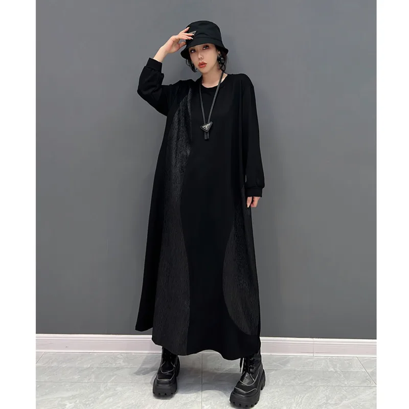 

Женское свободное платье средней длины с длинным рукавом и круглым вырезом