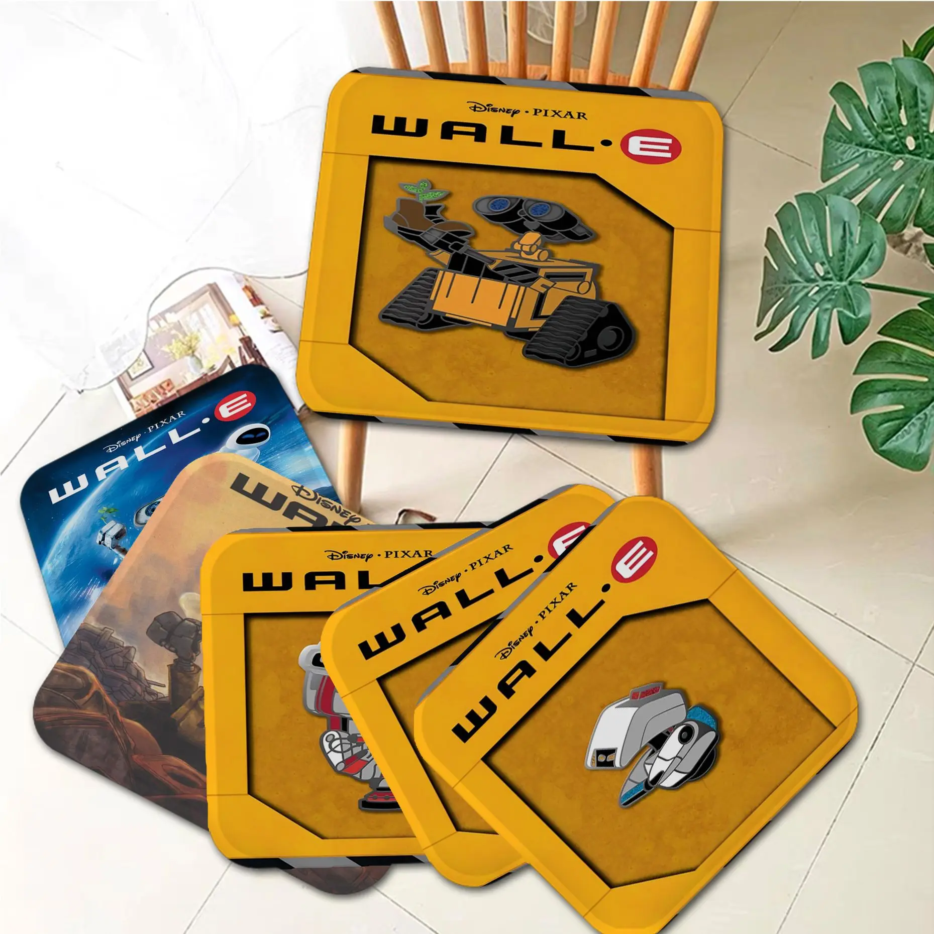 

Disney Walle Creative Chair Cushion Soft Office Car Seat Comfort Breathable 45x45cm Chair Mat Pad