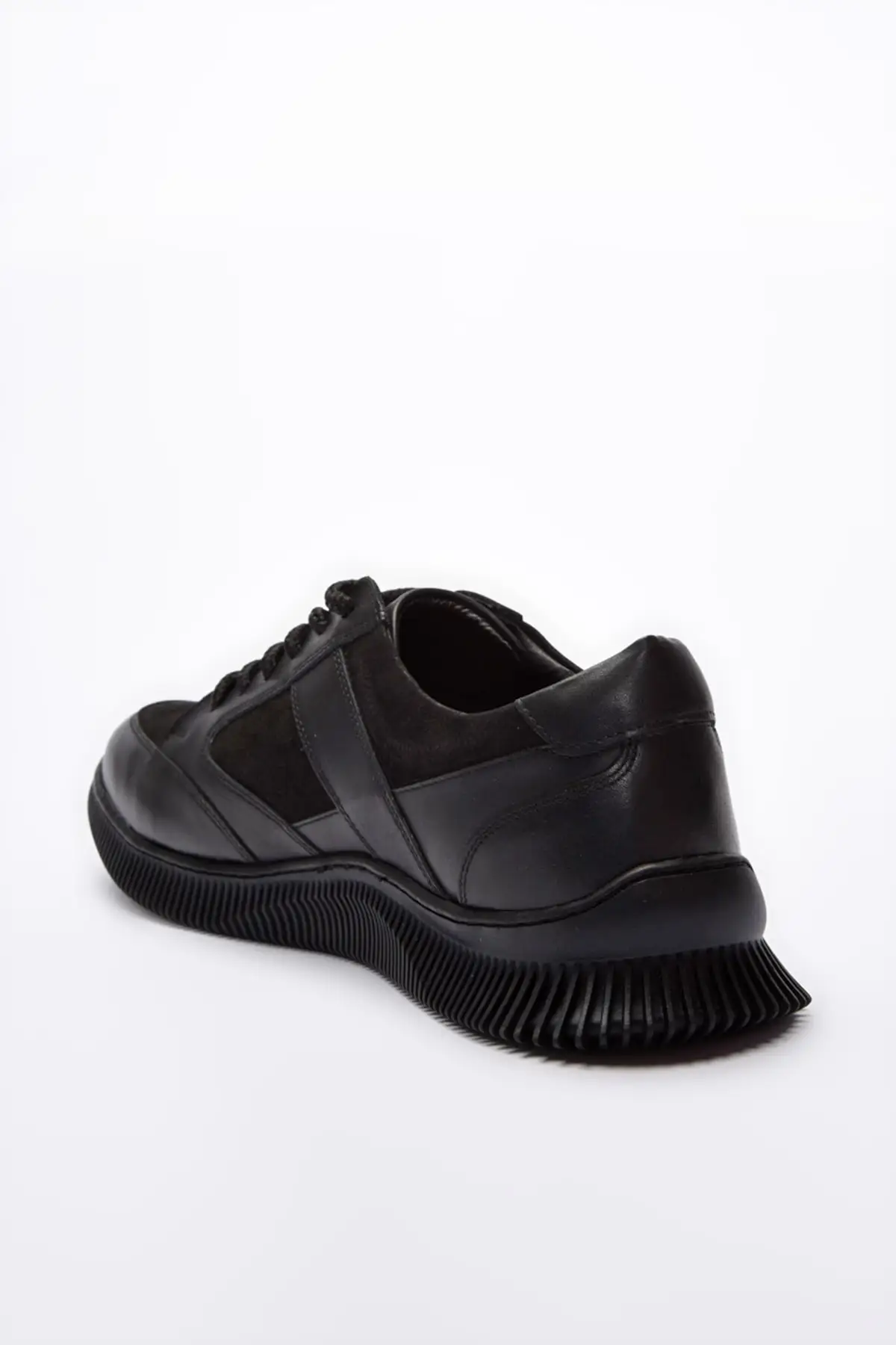 

Men Sport Footwear Genuine Leather Black Sneaker Ayha Breathable Sneakers Lightweight Trainers Vulcanize Shoes Comfort Cool