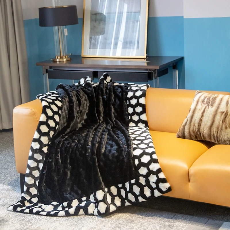 

Nordic Style Luxury Super Soft Splicing Faux Fur Throw Blanket for Couch Warm Milky Plush Blanket for Sofa Bed Living Room Bed