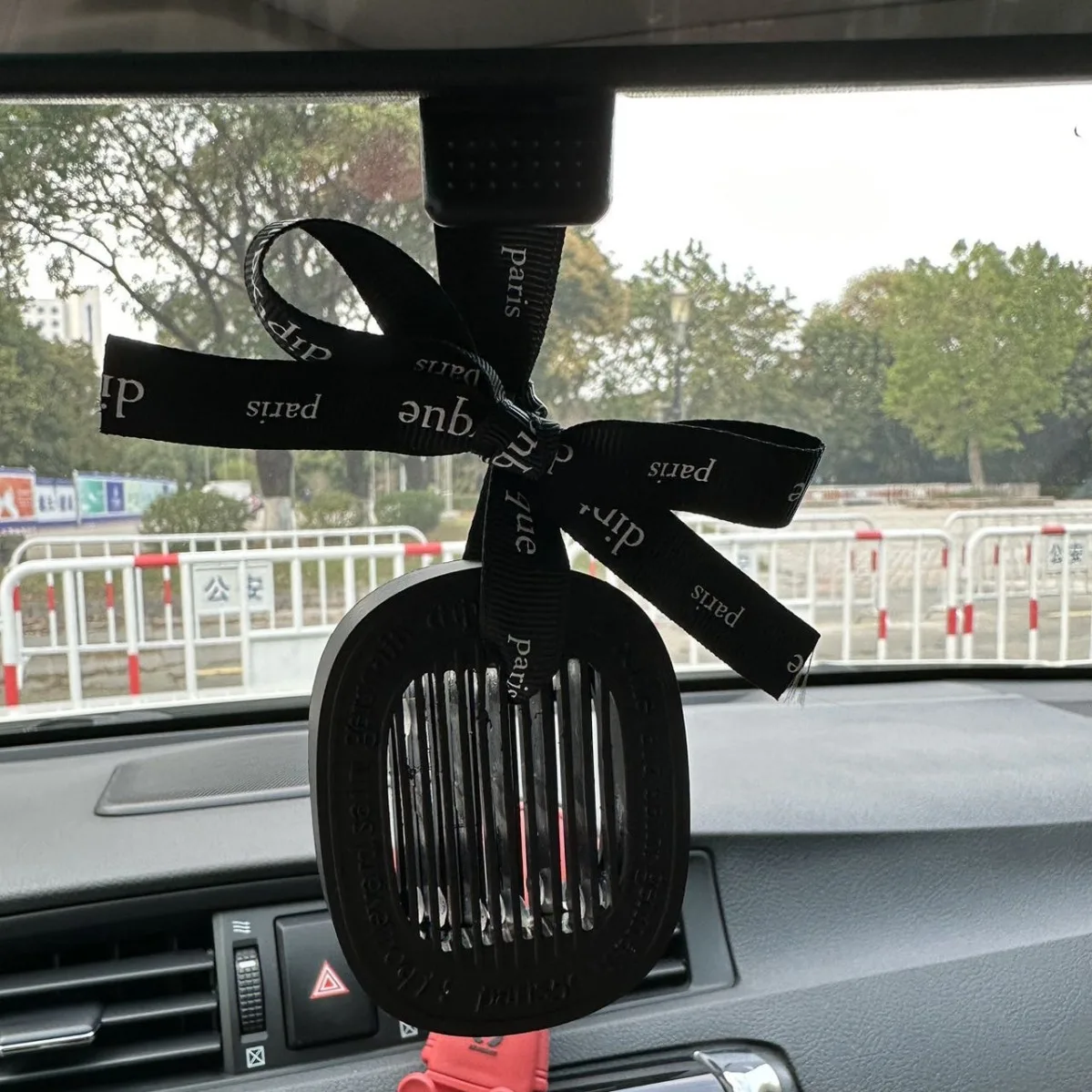 Роскошные аксессуары для автомобиля 34 бульвара Сен-Жермен