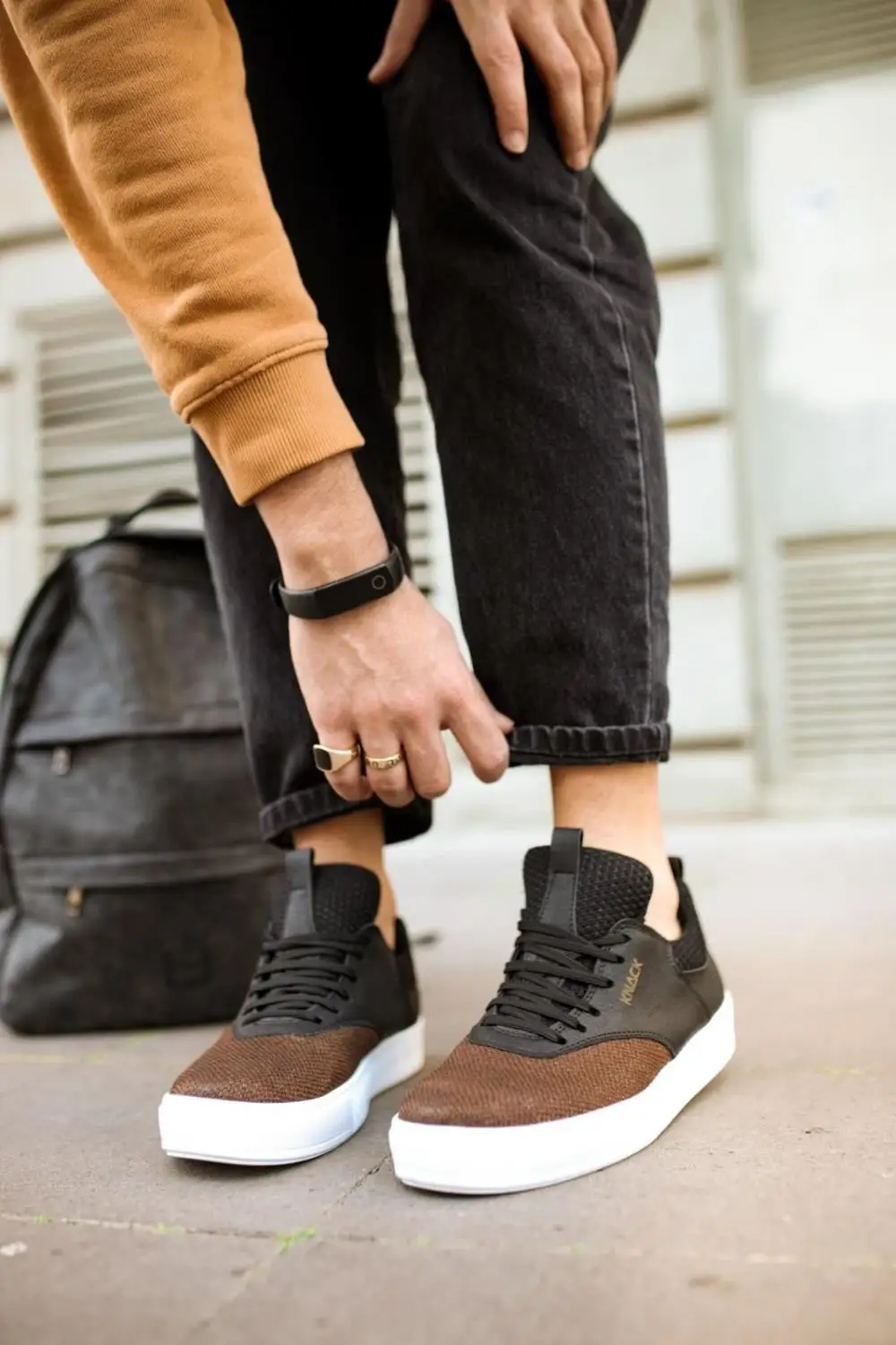 

Knack Daily Shoes 056 Brown