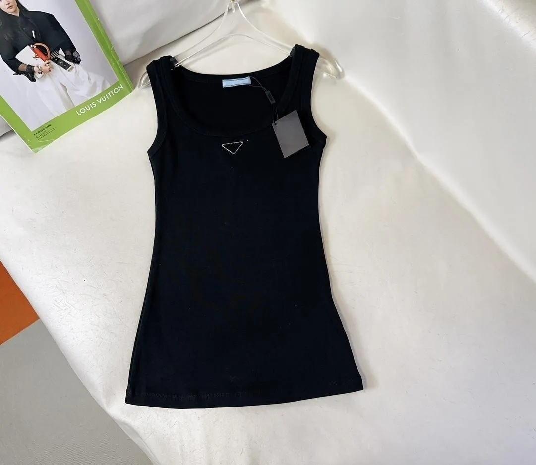 

2023 Early Spring Ttriangle Standard Vest Women's Cotton Classic Metal Triangle Standard