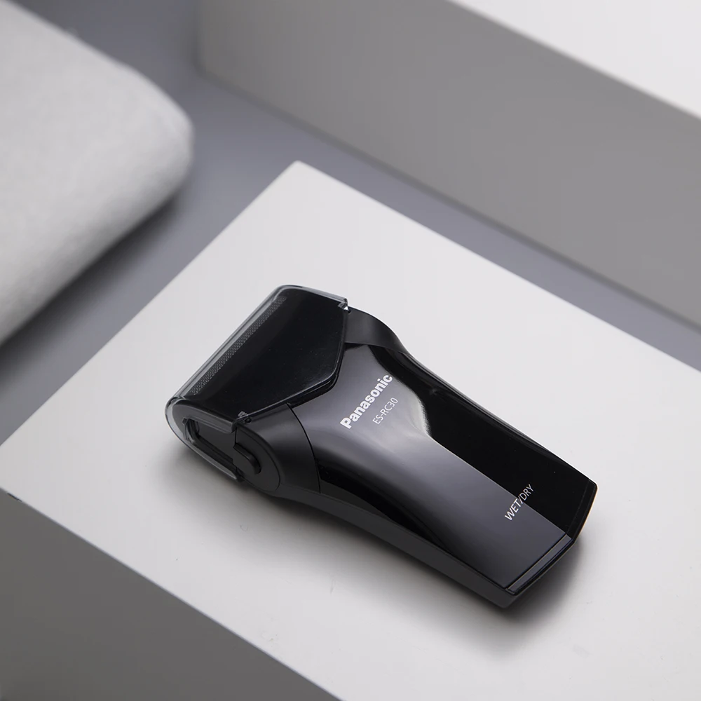 Электробритва Panasonic с тройным лезвием