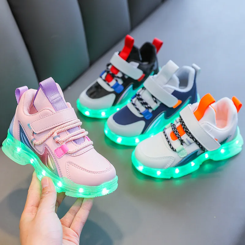 

Size 25-36 Children Glowing Shoes Kids Luminous Sport Running Shoes Boys Fashion Light Up Sneakers Girls Soft Bottom Sneakers