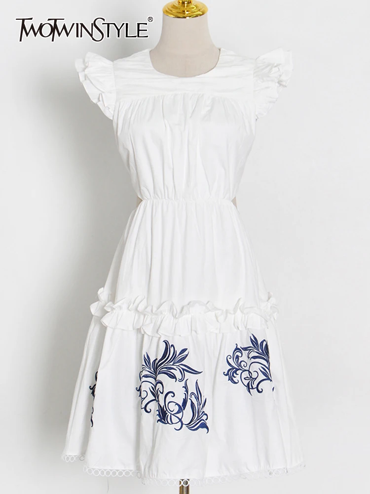 

Женское платье с вышивкой TWOTWINSTYLE, Белое Облегающее Платье-пуловер с круглым вырезом, без рукавов, с цветными блоками, лето 2022