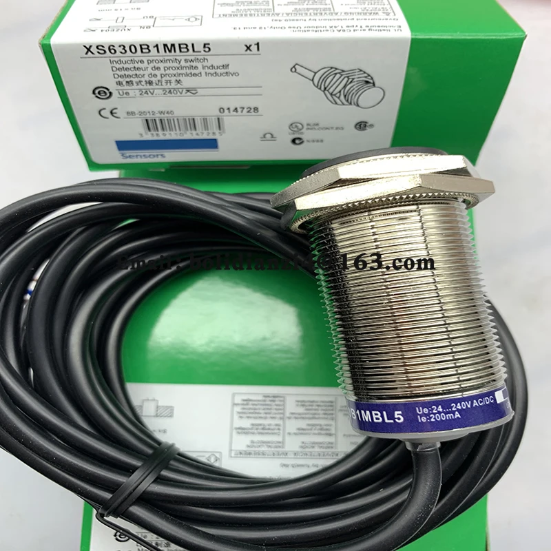 Новый датчик бесконтактного переключателя XS4P12PA340/PA370 XS4P30NA370 XS4P18NA370 XS4P18PA370 XS630B1MAL5