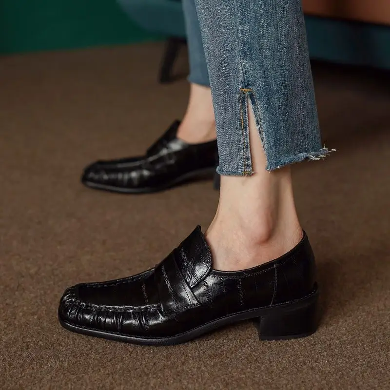 

Square Toe Real Leather Women Pumps Spring Autum Med Heel Loafers Cowhide Slip-On Woman Pleated Pumps Dress Prom Career Shoes