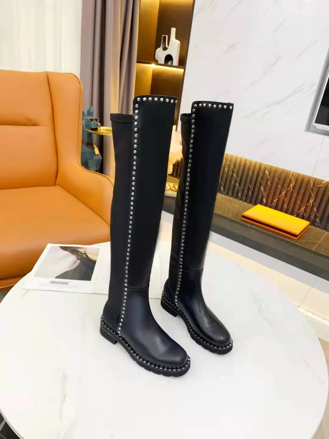 

Replica of International Brand Women's Shoes,STUART WEITZMAN,Genuine Leather Upper,Round Toe,3cm Soles,Knee-Length Boots,Rivets