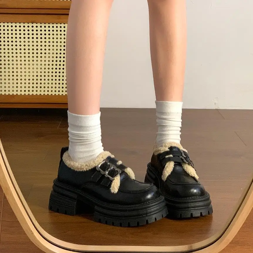Женская обувь в стиле ретро сабо осенние лоферы на платформе с мехом оксфорды