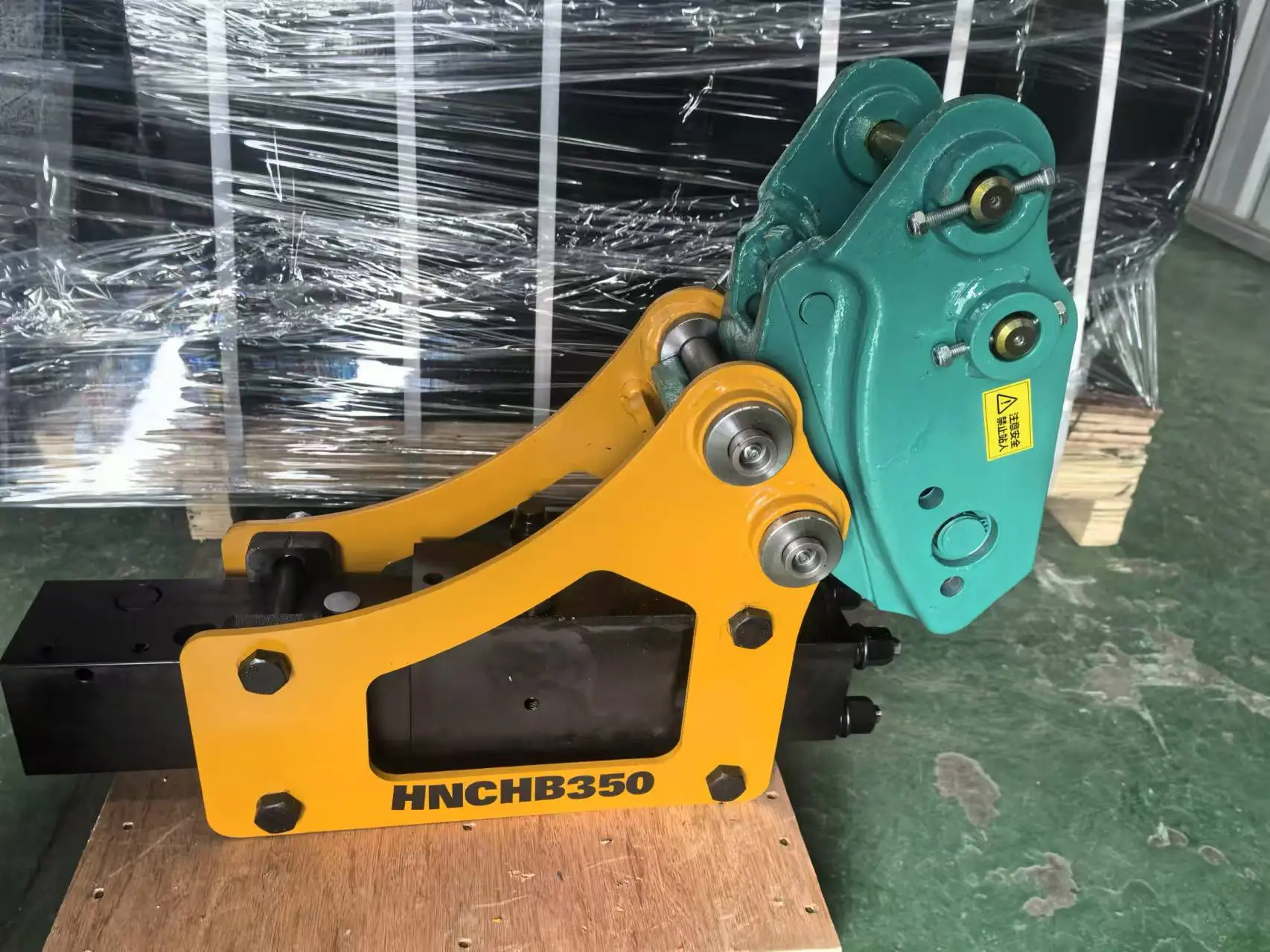 Фото Горячая распродажа: Гидравлический боковой отбойный молоток, компактный демонтажный молоток для малых мини-экскаваторов №4