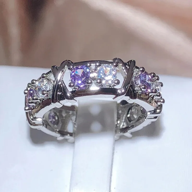

Новинка, модное обручальное кольцо с прозрачным и фиолетовым Цирконом для свадьбы, обручальное кольцо со стандартными кольцами для женщин, ювелирные изделия в подарок