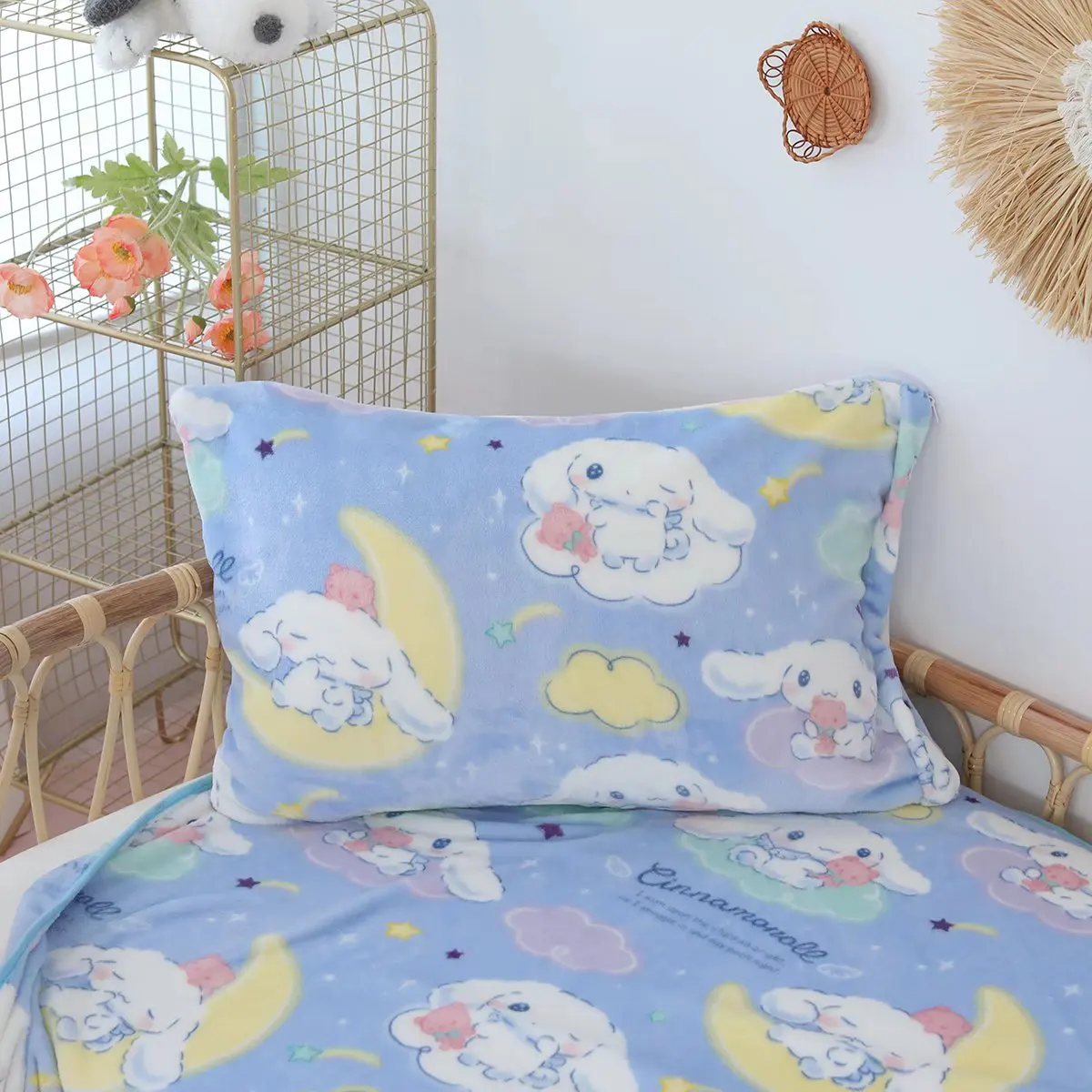 

Cute Cinnamoroll SanrioPlush Toy Soft Comfortable Flannel Blanket Pillowcase Houseware For Girlfriend High Quality Gift