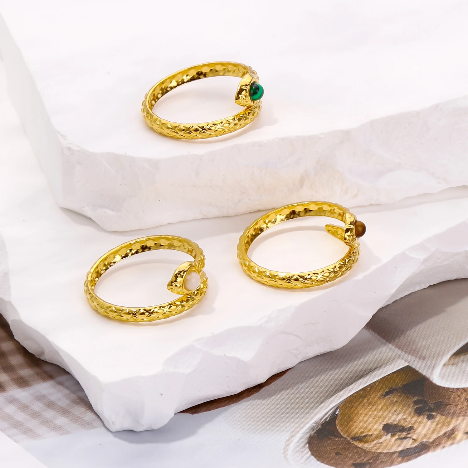 

HIYEE Stainless Steel Colorful Enamel Oil Drip Heart Rings For Women Stainless Steel Cross Flower Round Snake Rings Trending