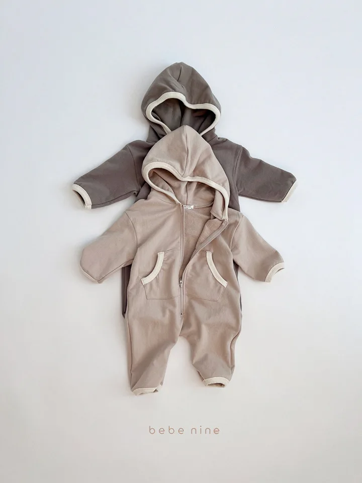 

Baby clothes 2022 autumn bag fart clothes boys' two pockets hooded crawling clothes baby one-piece romper autumn clothes