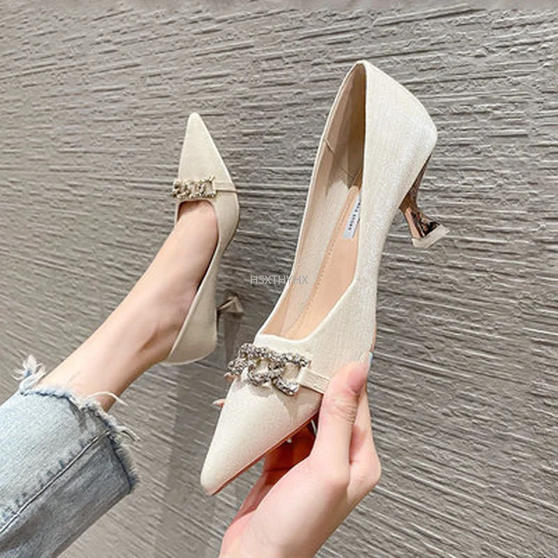 

2022 New Style Luxury Metal Chain Bow-knot Soft Design Fashion High Heels Women Pumps Shoe Gold Glass Stiletto Dress Party Pumps