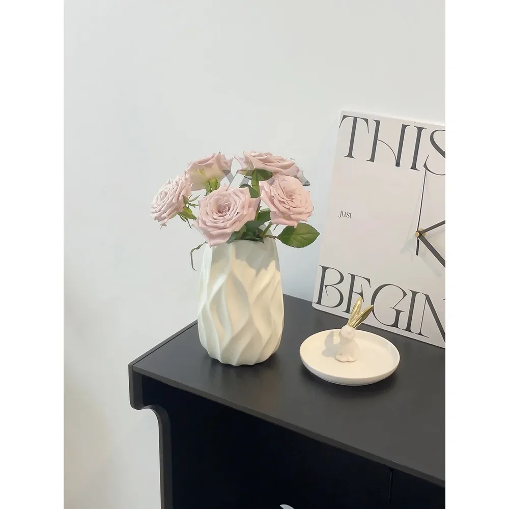 Ветровая ваза крем Ins керамическое украшение Цветочная композиция с поднятой