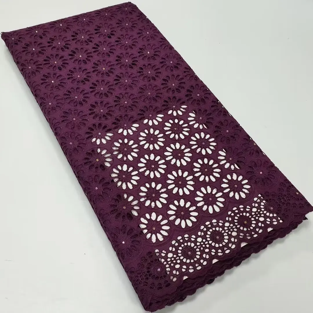 

2023 Высококачественная африканская кружевная ткань 100% фототкань с Нигерийским популярным дубайским стилем 5 ярдов