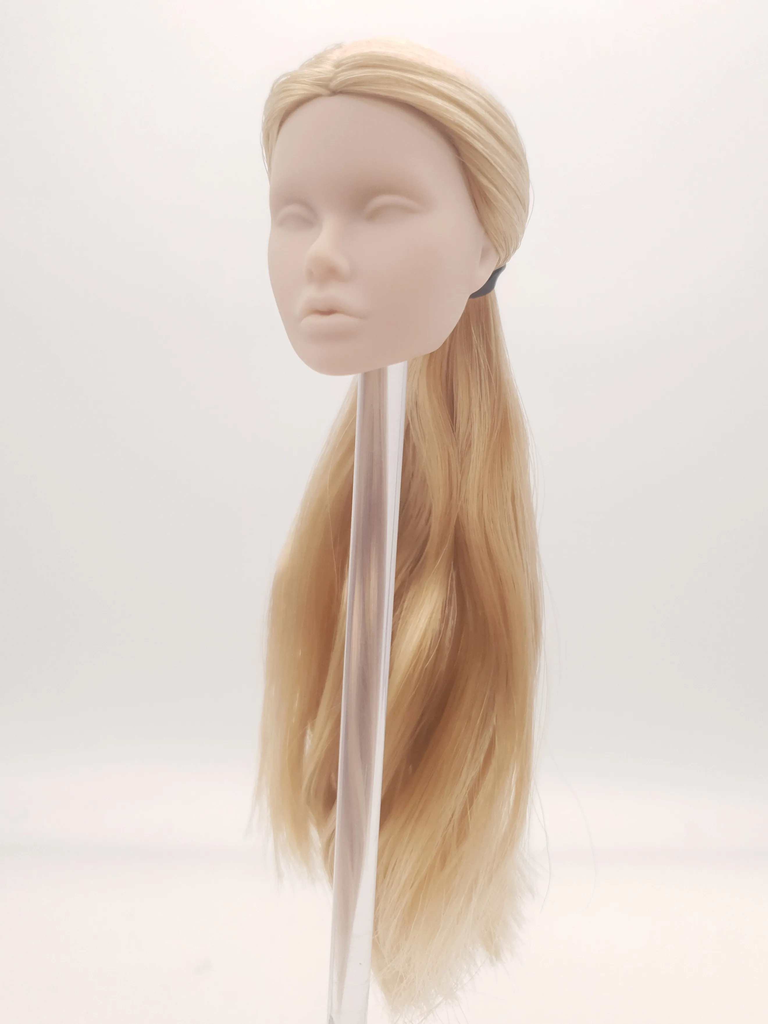 

Fashion Royalty Blonde Hair Poppy Parker Integrity Blank Face Female Doll Head