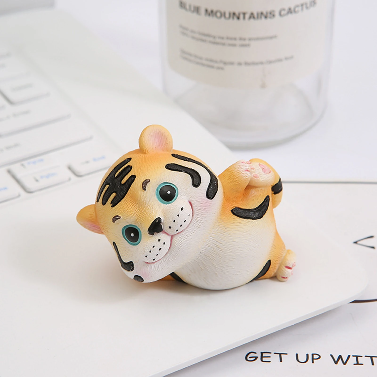 

Миниатюрный Тигр для китайского Нового года, украшение для года тигра, 2022, очаровательные украшения из смолы, фигурки животных, фигурки для