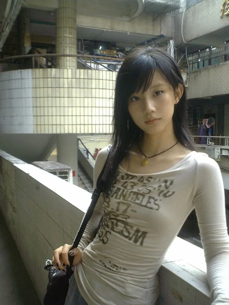 Женская футболка с принтом