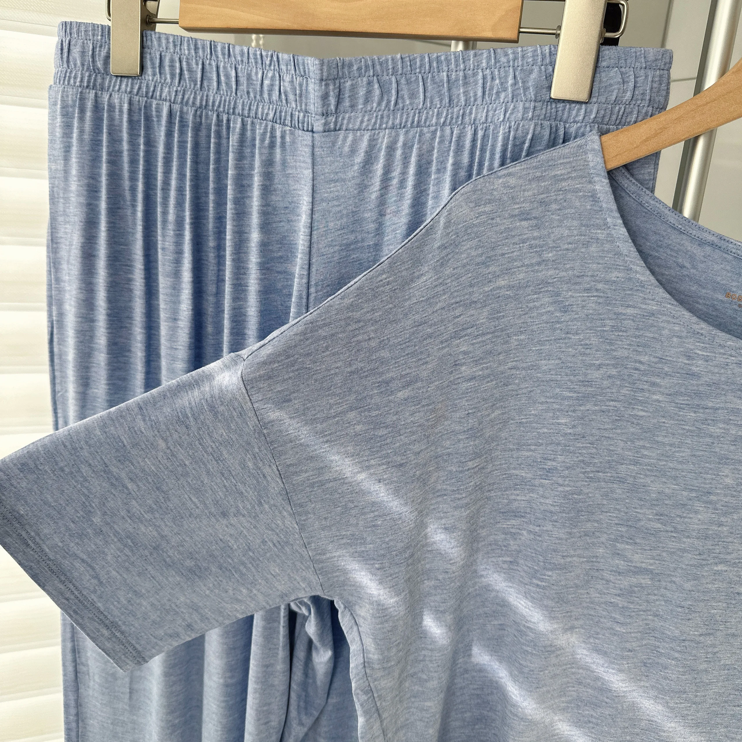 Немецкие женские летние укороченные брюки с коротким рукавом