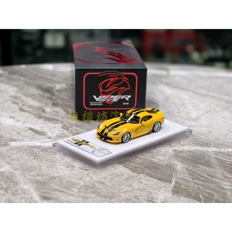 Фото Модель автомобиля DZ Demon Zone 1:64 Dodge Viper GTS из смолы №4